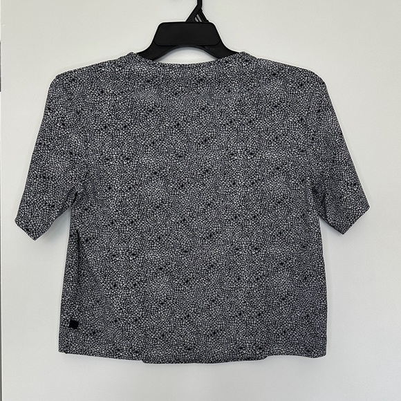 Lululemon Good to Go Tee Plush Petal Black Ghost Size Medium Four-way stretch - Picture 3 of 7